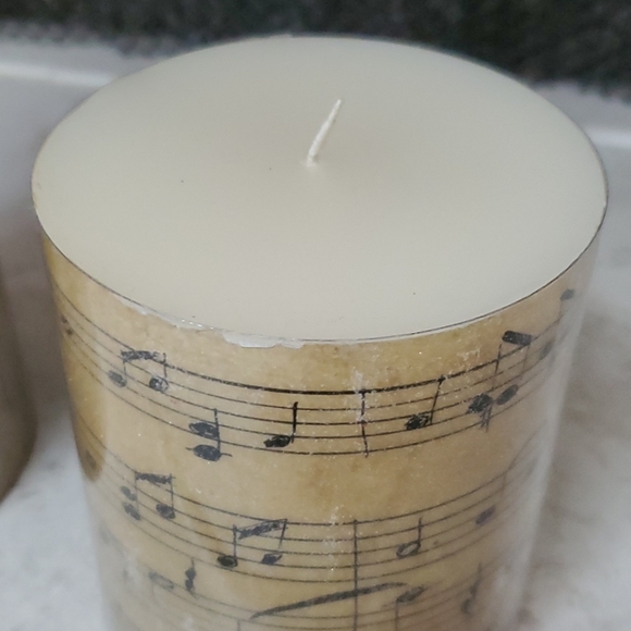 π―POTTERY BARN MUSIC NOTE CANDLESπ― - Picture 5 of 7